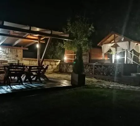 Dezsafurdo Vendeghaz